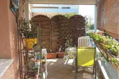 Condo For Sale in Sorgues, France