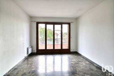 Condo For Sale in SANARY SUR MER, France