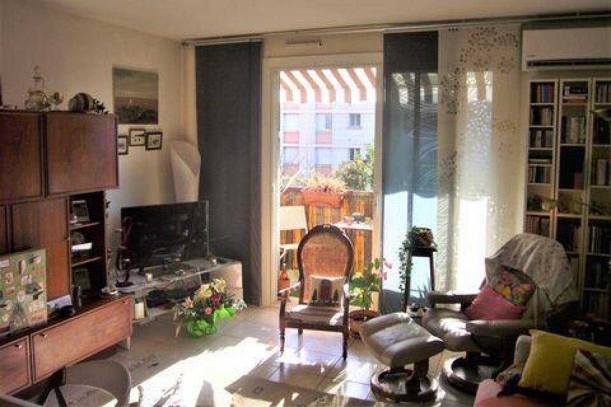 Picture of Condo For Sale in Aix En Provence, Cote d'Azur, France