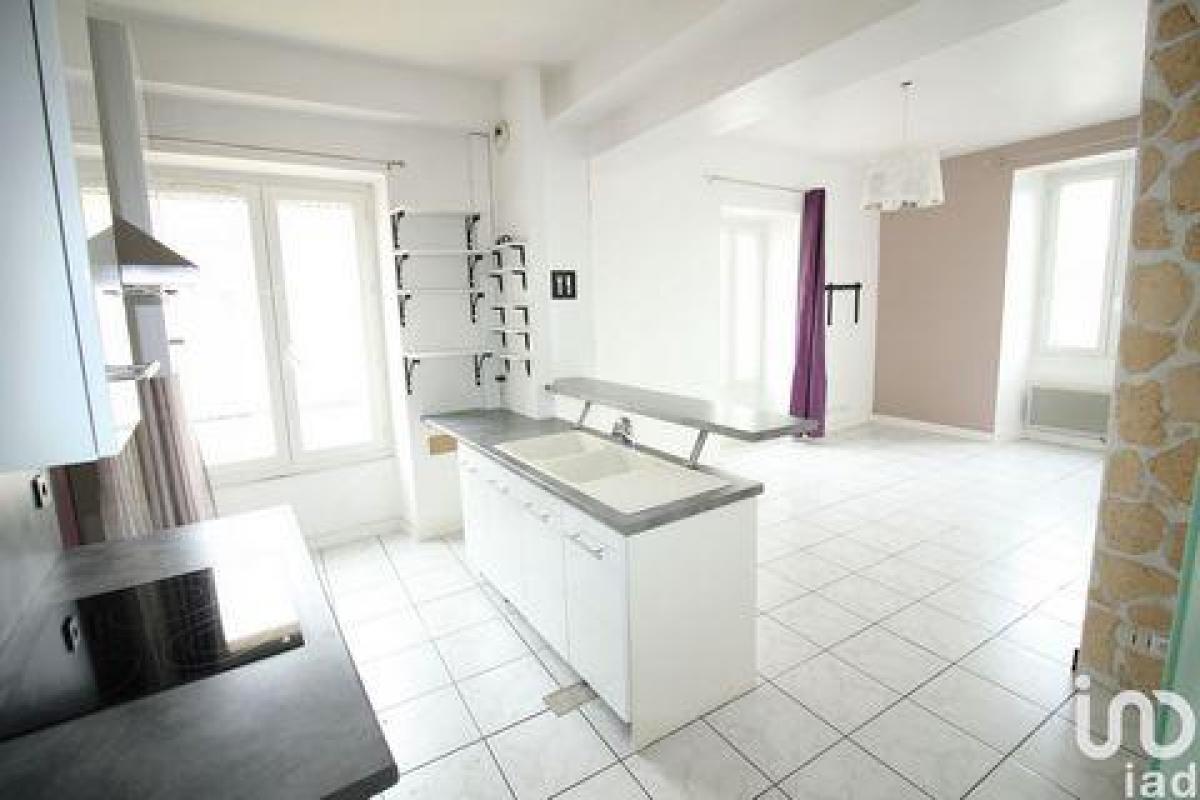 Picture of Condo For Sale in Nangis, Bourgogne, France