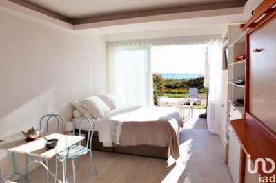 Apartment For Sale in Hyeres, France