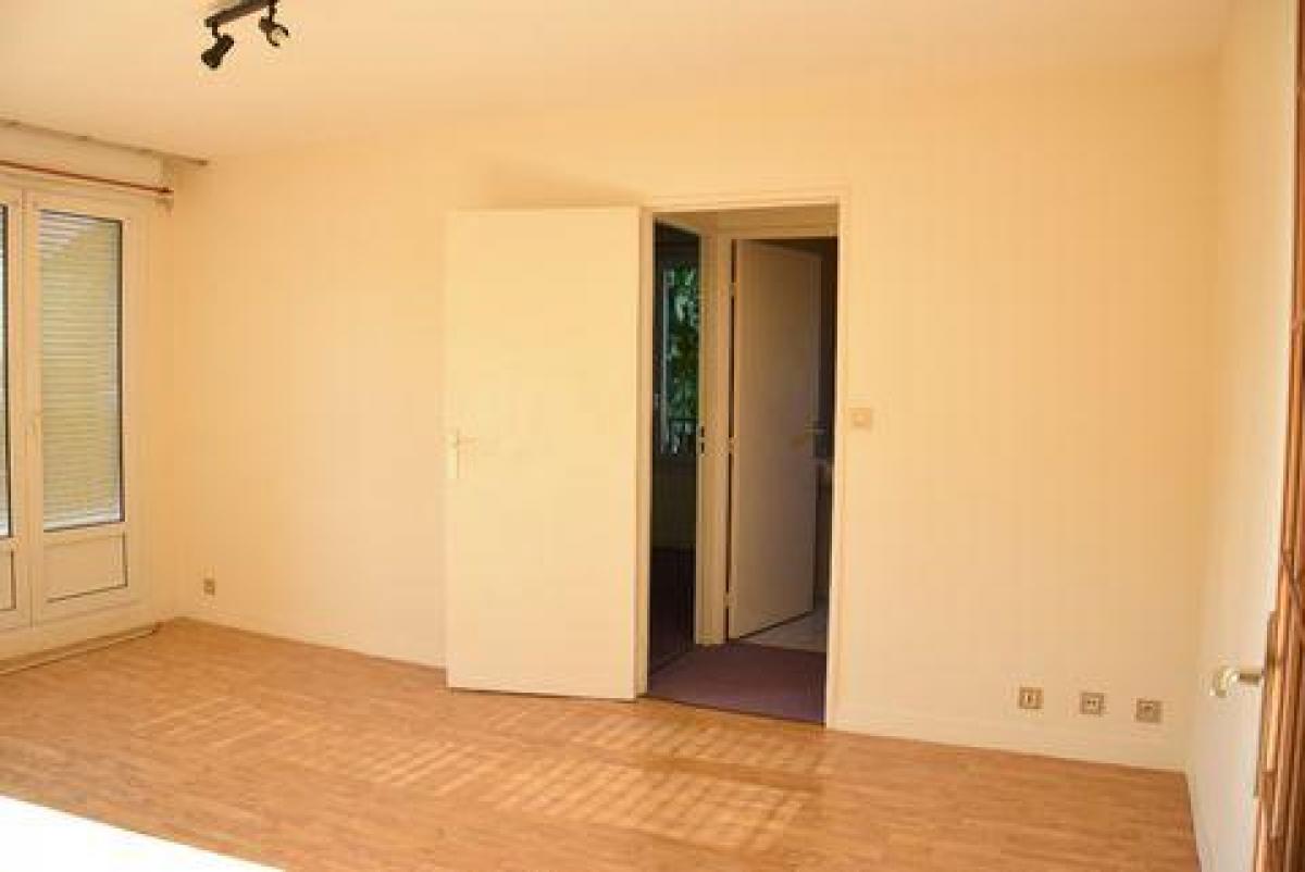 Picture of Condo For Sale in Vendome, Centre, France