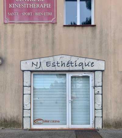 Office For Sale in Peypin, France