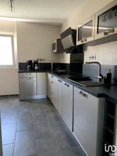 Condo For Sale in Le Lavandou, France
