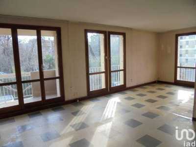 Condo For Sale in Avignon, France