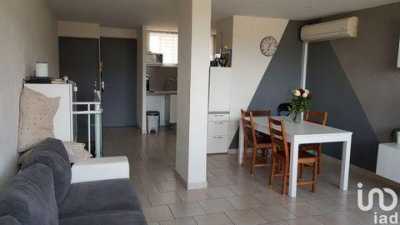 Condo For Sale in Le Lavandou, France