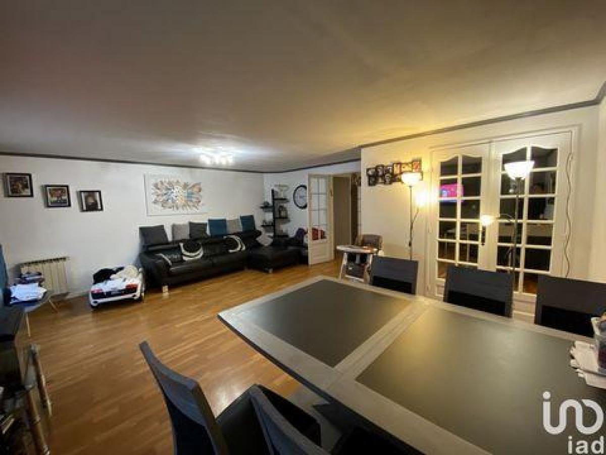 Picture of Condo For Sale in Piscop, Picardie, France