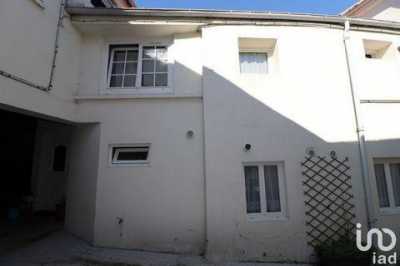 Condo For Sale in Linas, France