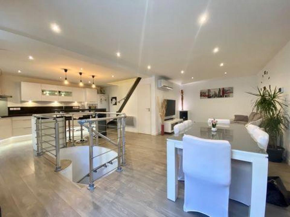 Picture of Condo For Sale in Montauroux, Cote d'Azur, France