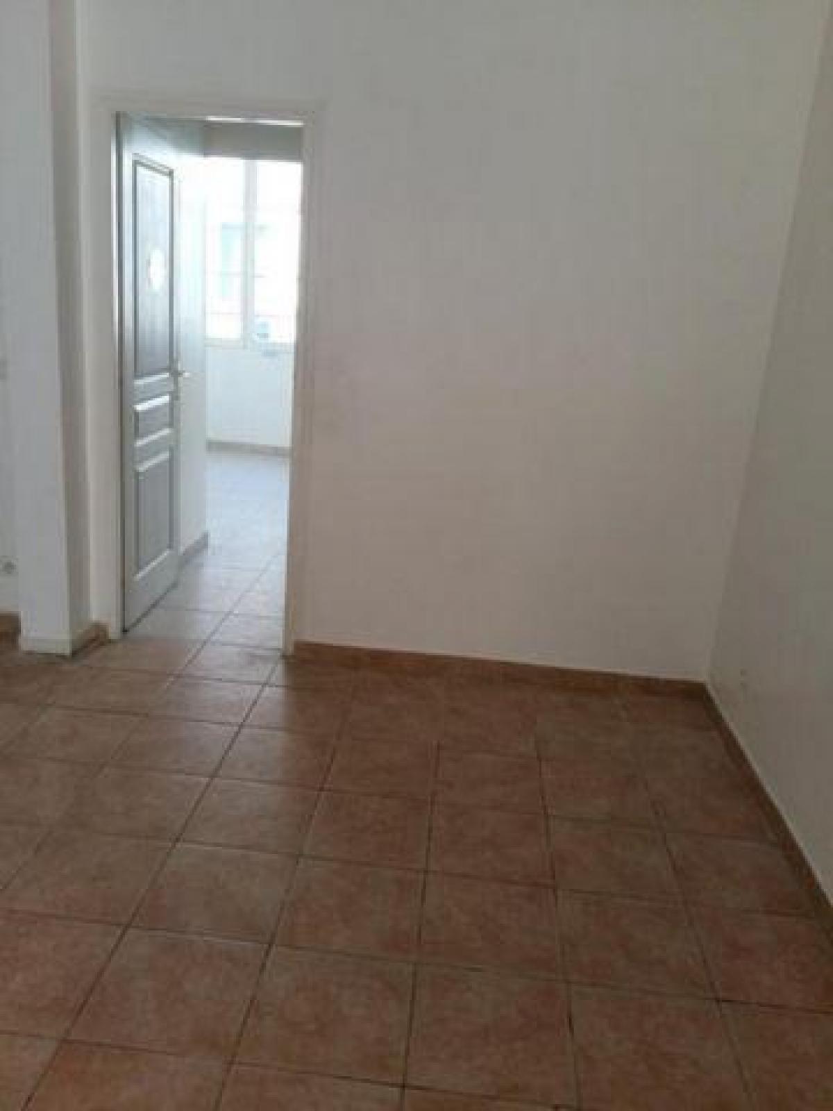 Picture of Condo For Sale in Sens, Bourgogne, France