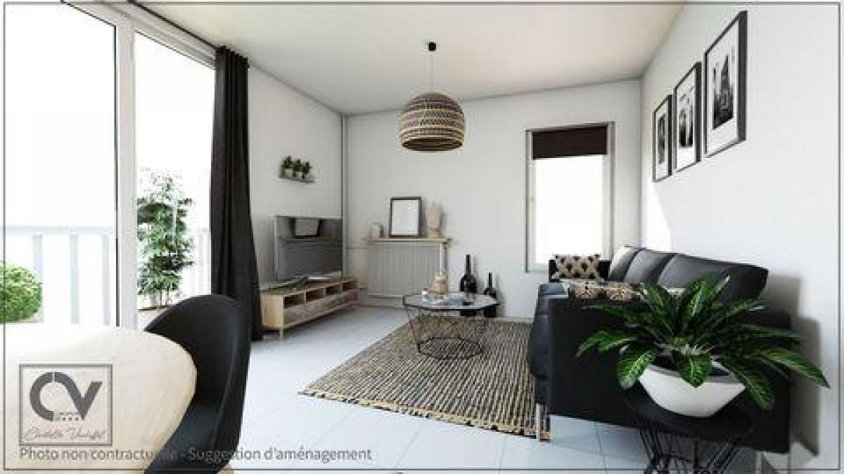 Picture of Condo For Sale in Cenon, Aquitaine, France