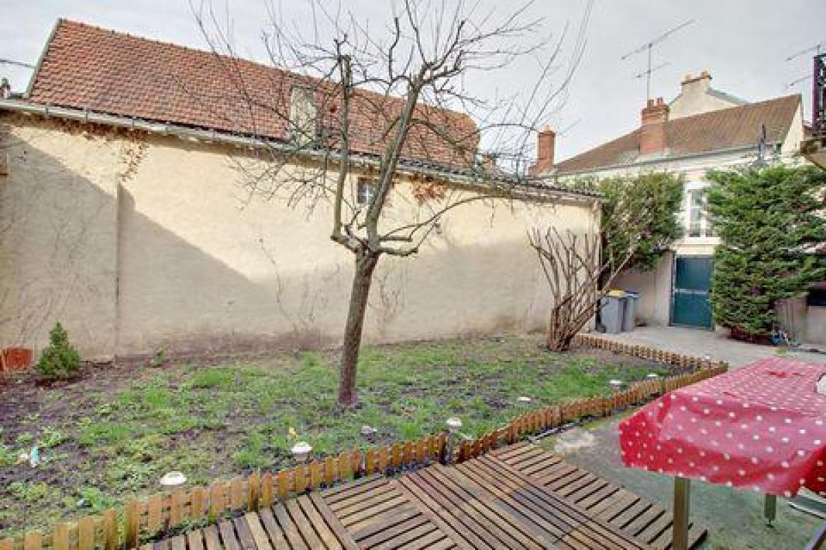 Picture of Condo For Sale in Les Mureaux, Picardie, France