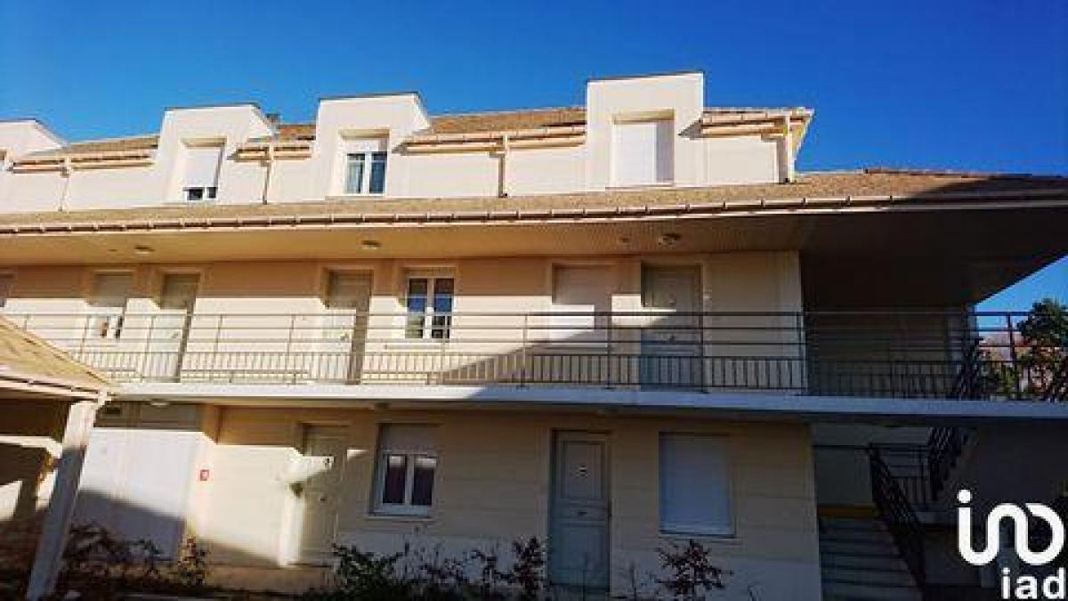 Picture of Condo For Sale in Creil, Picardie, France