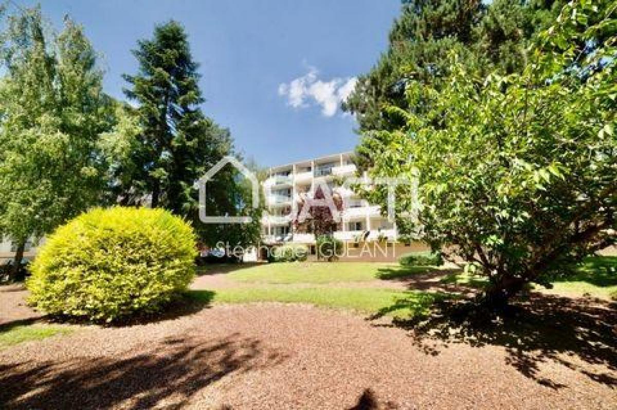 Picture of Apartment For Sale in Abbeville, Picardie, France