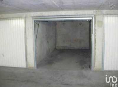 Retail For Sale in Nice, France