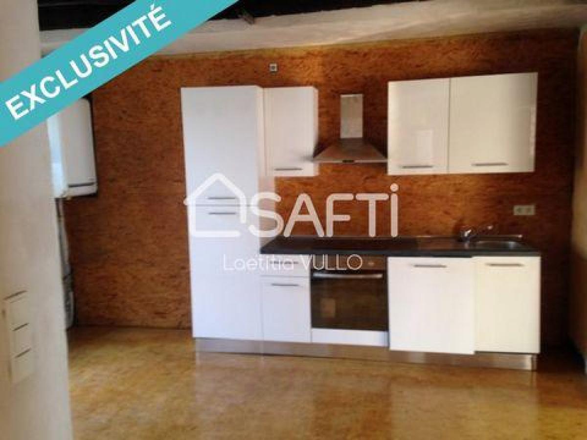 Picture of Apartment For Sale in Sarreguemines, Lorraine, France
