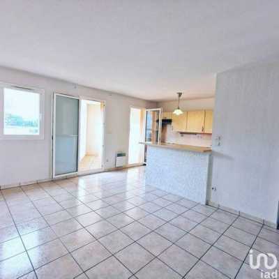 Condo For Sale in Le Beausset, France