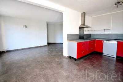 Condo For Sale in Toulon, France