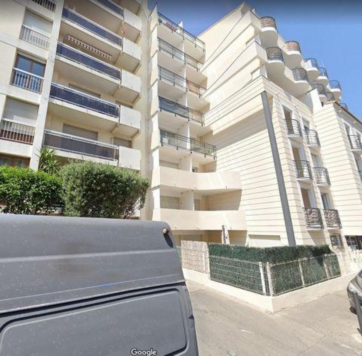 Picture of Apartment For Sale in Marseille, Provence-Alpes-Cote d'Azur, France