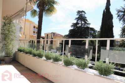 Condo For Sale in Le Cannet, France
