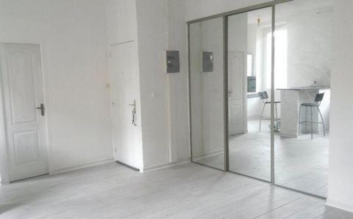 Picture of Apartment For Sale in Marseille, Provence-Alpes-Cote d'Azur, France