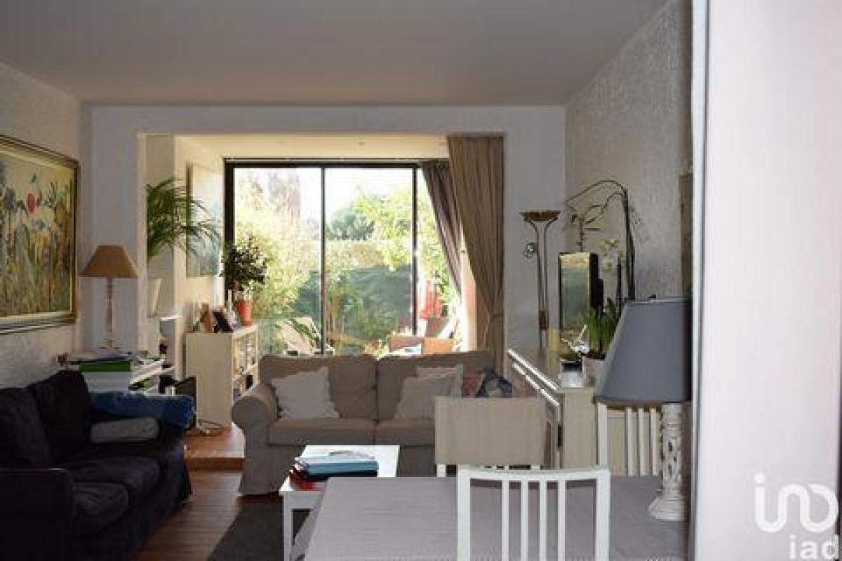 Picture of Condo For Sale in Cogolin, Provence-Alpes-Cote d'Azur, France