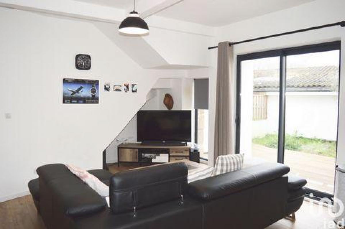Picture of Condo For Sale in Lorient, Bretagne, France