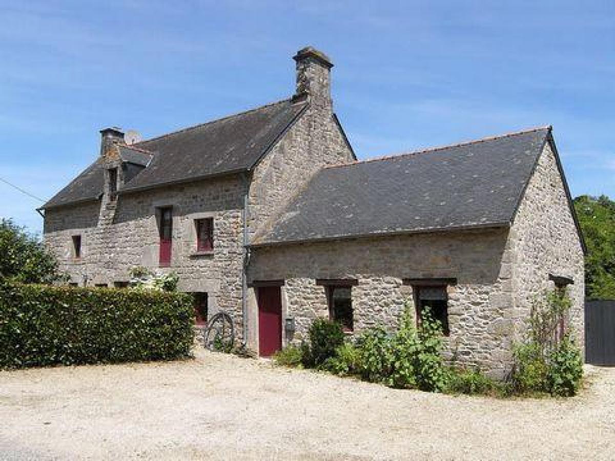 Picture of Retail For Sale in Bubry, Bretagne, France