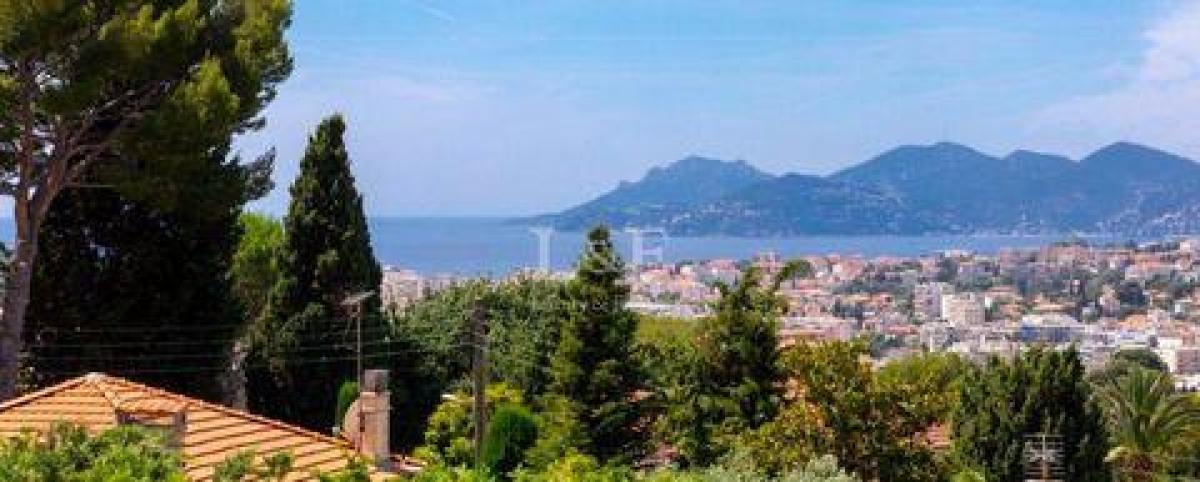 Picture of Condo For Sale in Le Cannet, Cote d'Azur, France