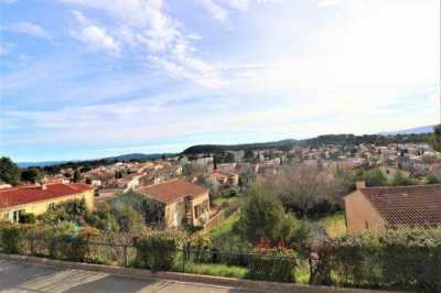 Apartment For Sale in Venelles, France