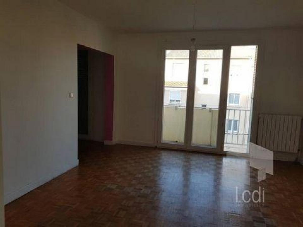 Picture of Apartment For Sale in Montelimar, Rhone Alpes, France