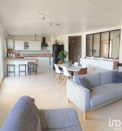 Condo For Sale in Folkling, France