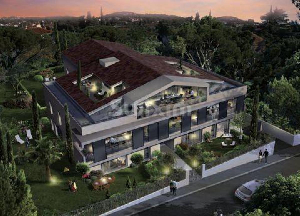 Picture of Condo For Sale in Bandol, Cote d'Azur, France