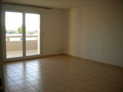 Apartment For Rent in Vitrolles, France