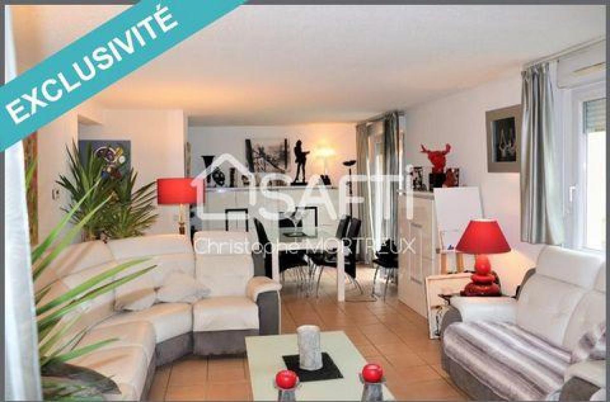 Picture of Apartment For Sale in Brignoles, Cote d'Azur, France