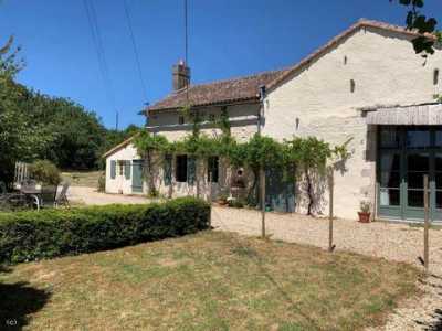 Retail For Sale in Lizant, France