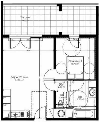 Condo For Sale in Miramas, France