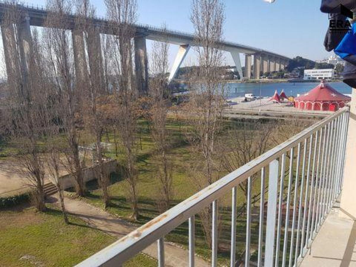 Picture of Condo For Sale in Martigues, Provence-Alpes-Cote d'Azur, France