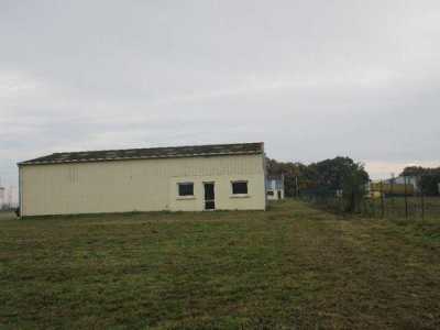 Industrial For Sale in Loudeac, France
