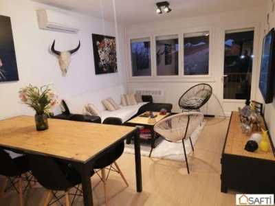 Apartment For Sale in Draguignan, France