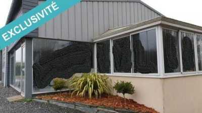 Office For Sale in Nozay, France