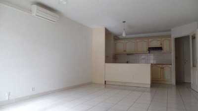 Apartment For Sale in Nimes, France