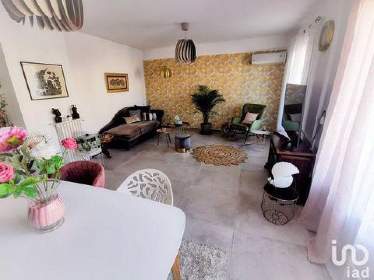 Picture of Condo For Sale in Toulon, Provence-Alpes-Cote d'Azur, France