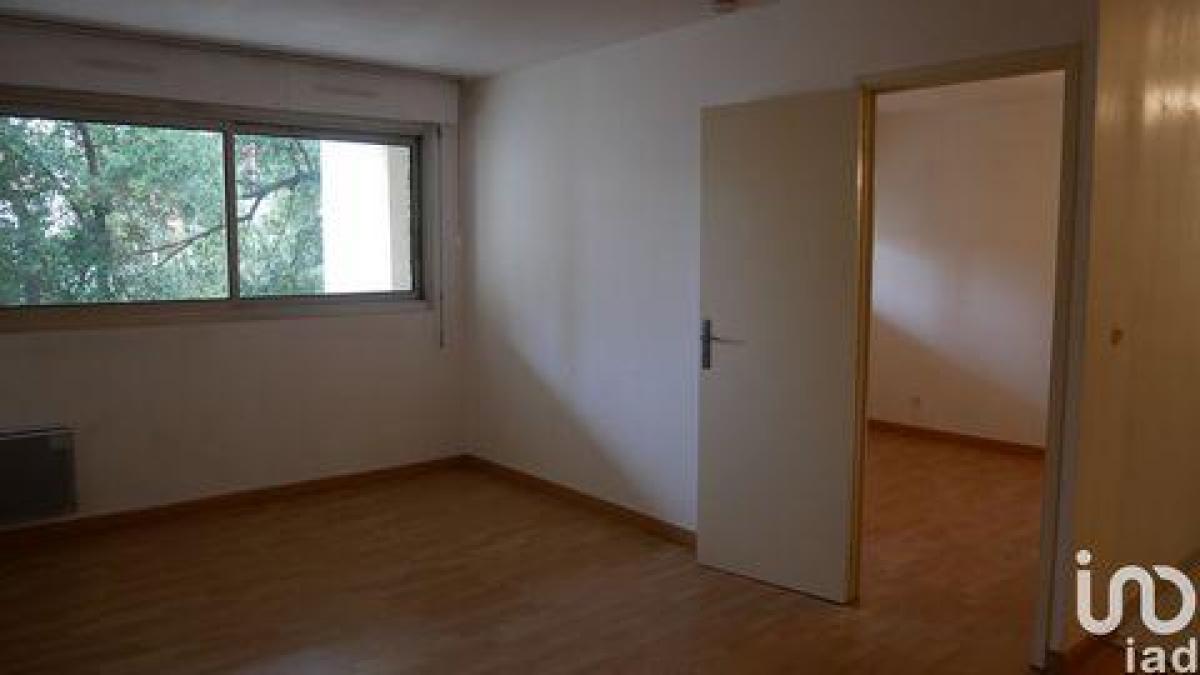 Picture of Condo For Sale in Beziers, Languedoc Roussillon, France