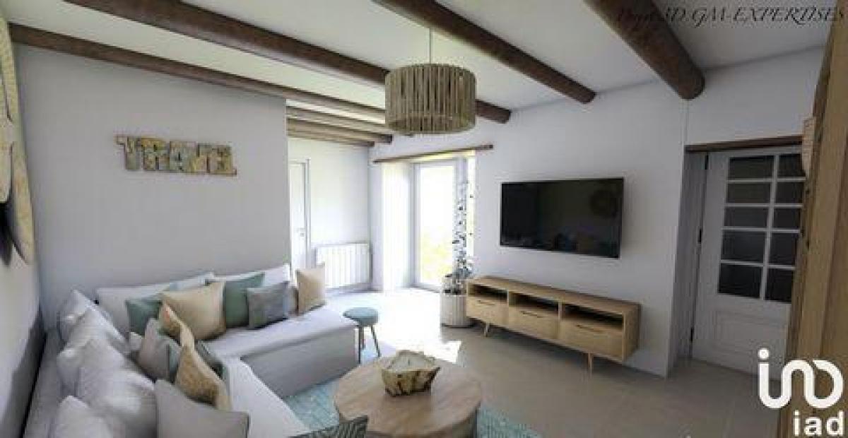 Picture of Condo For Sale in Velaux, Provence-Alpes-Cote d'Azur, France