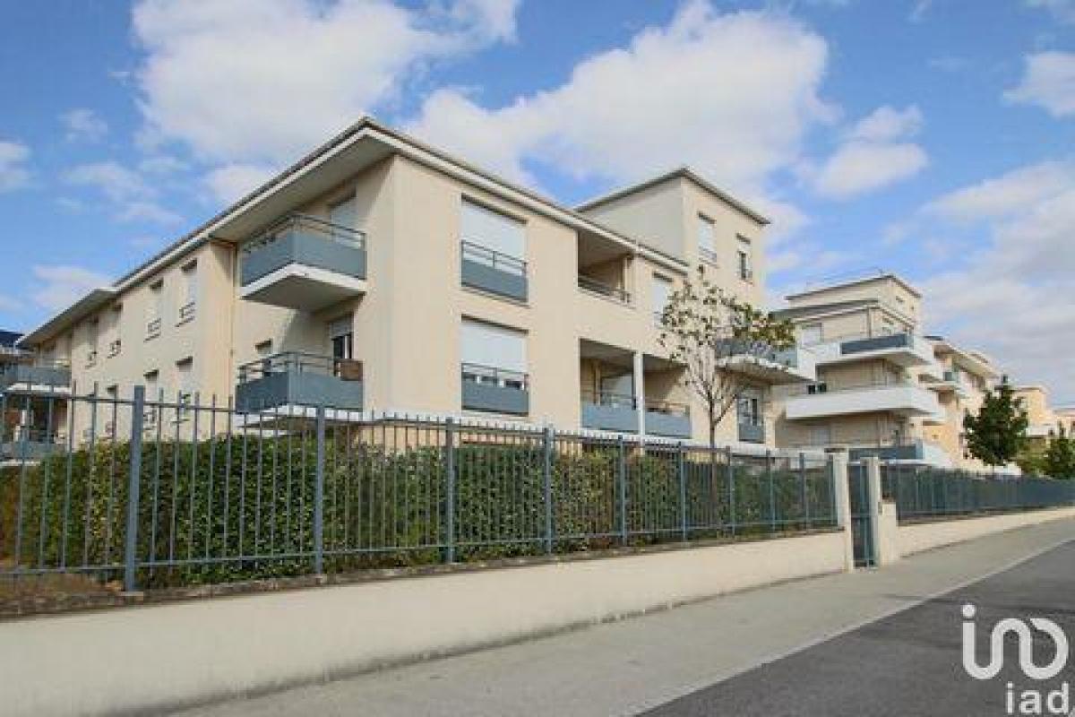 Picture of Condo For Sale in Trappes, Centre, France