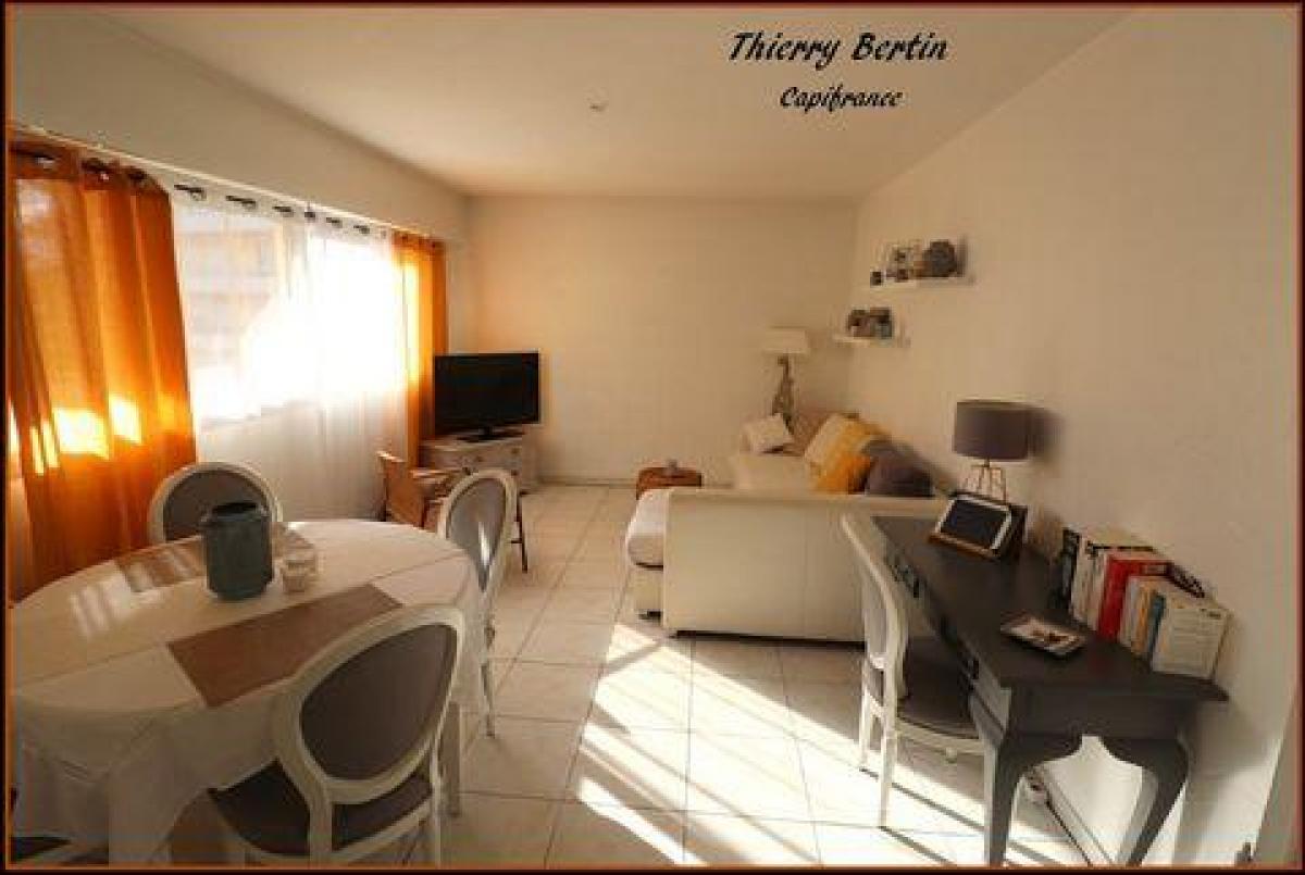 Picture of Condo For Sale in Le Cannet, Cote d'Azur, France