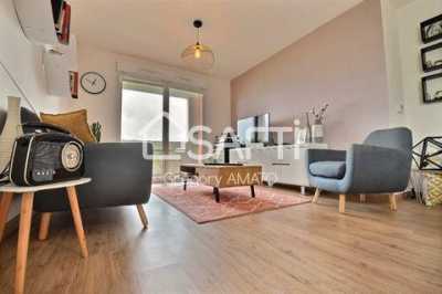 Apartment For Sale in Bruges, France