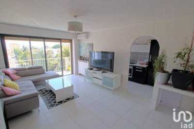Condo For Sale in Cannes, France