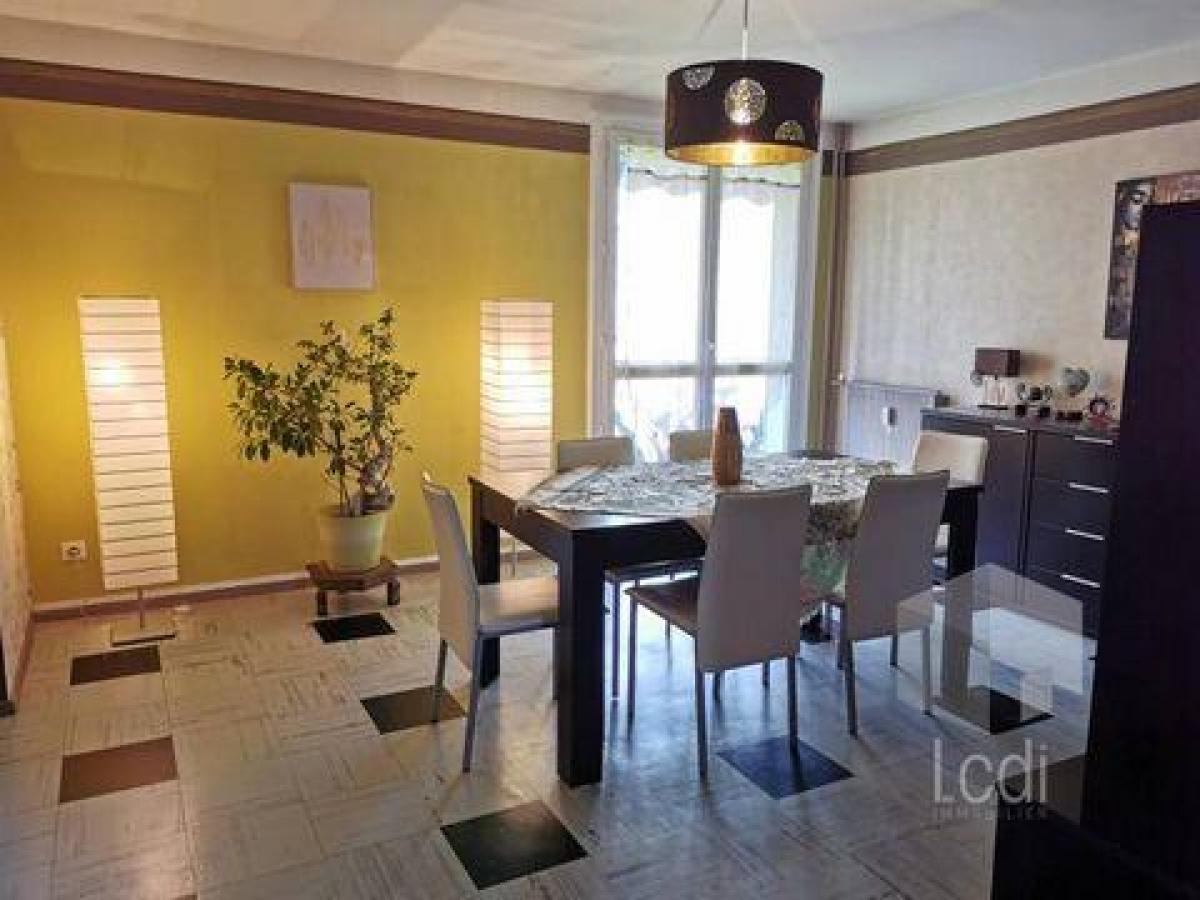 Picture of Apartment For Sale in Montelimar, Rhone Alpes, France